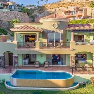 5* Курортный комплекс Pueblo Bonito Montecristo Luxury
